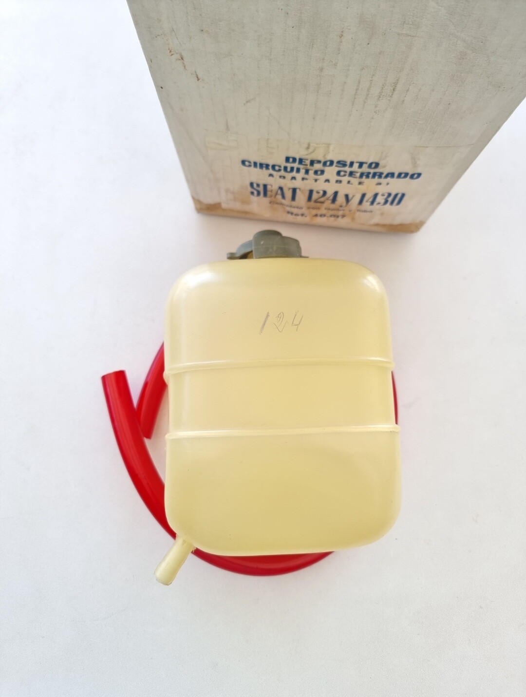 Botella expansion SEAT 124.SEAT 1430 pitorro fino