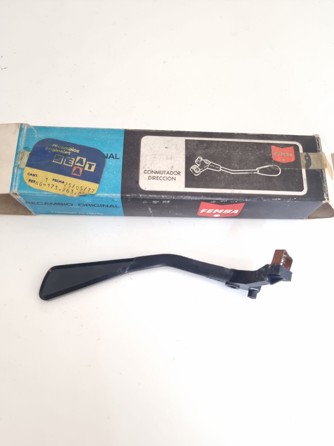 Maneta palanca intermitencias SEAT 850.AVIA 1250.SIATA S50 (femsa)