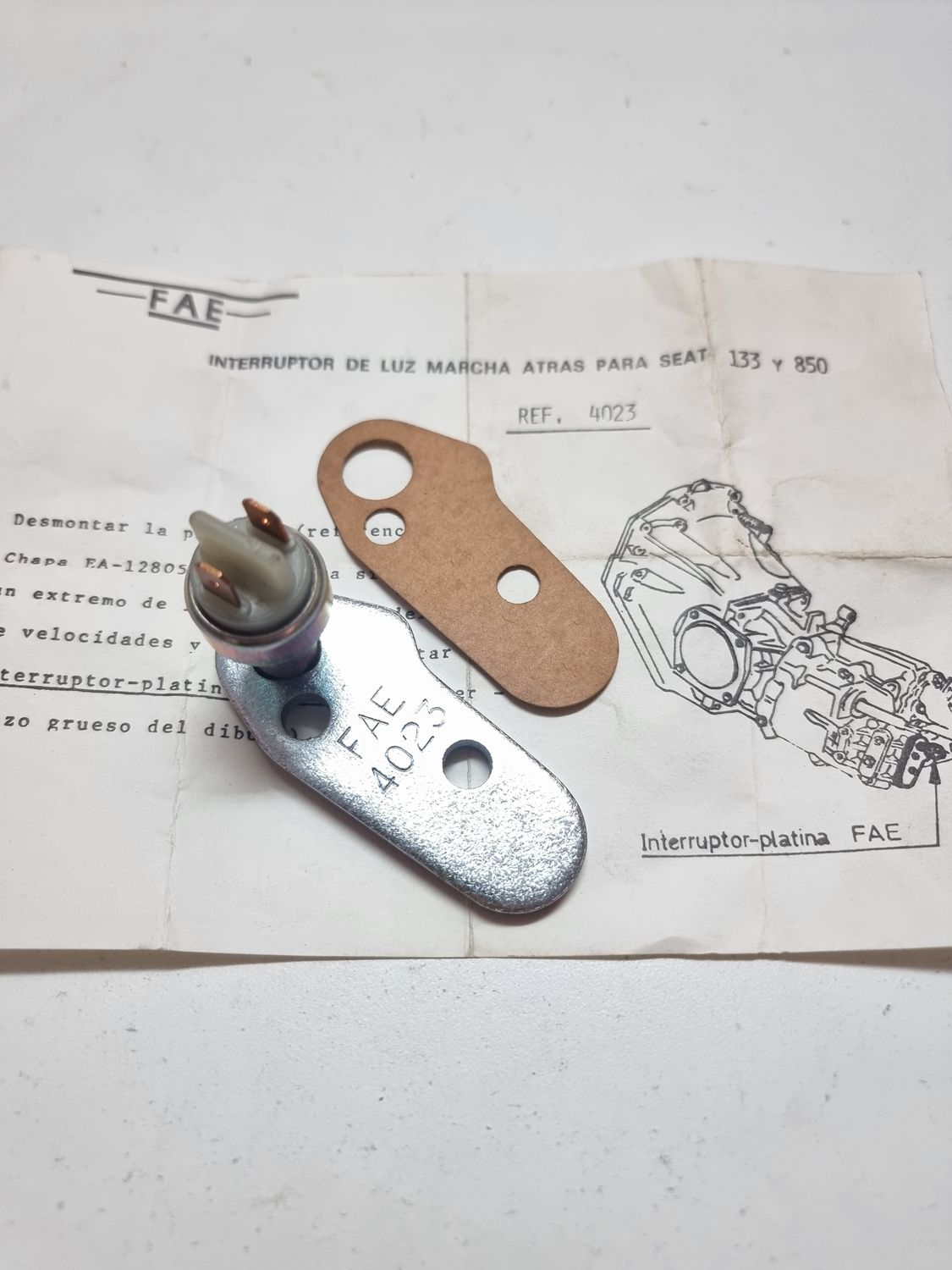 Interruptor luz marcha atras SEAT 850.SEAT 133 (fae)