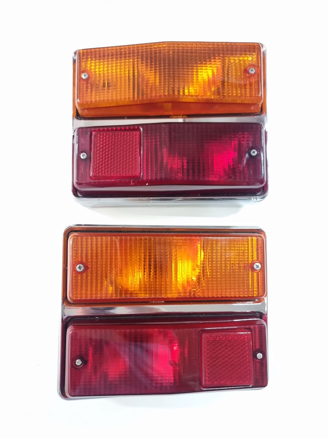 Pareja pilotos traseros SEAT 124 D