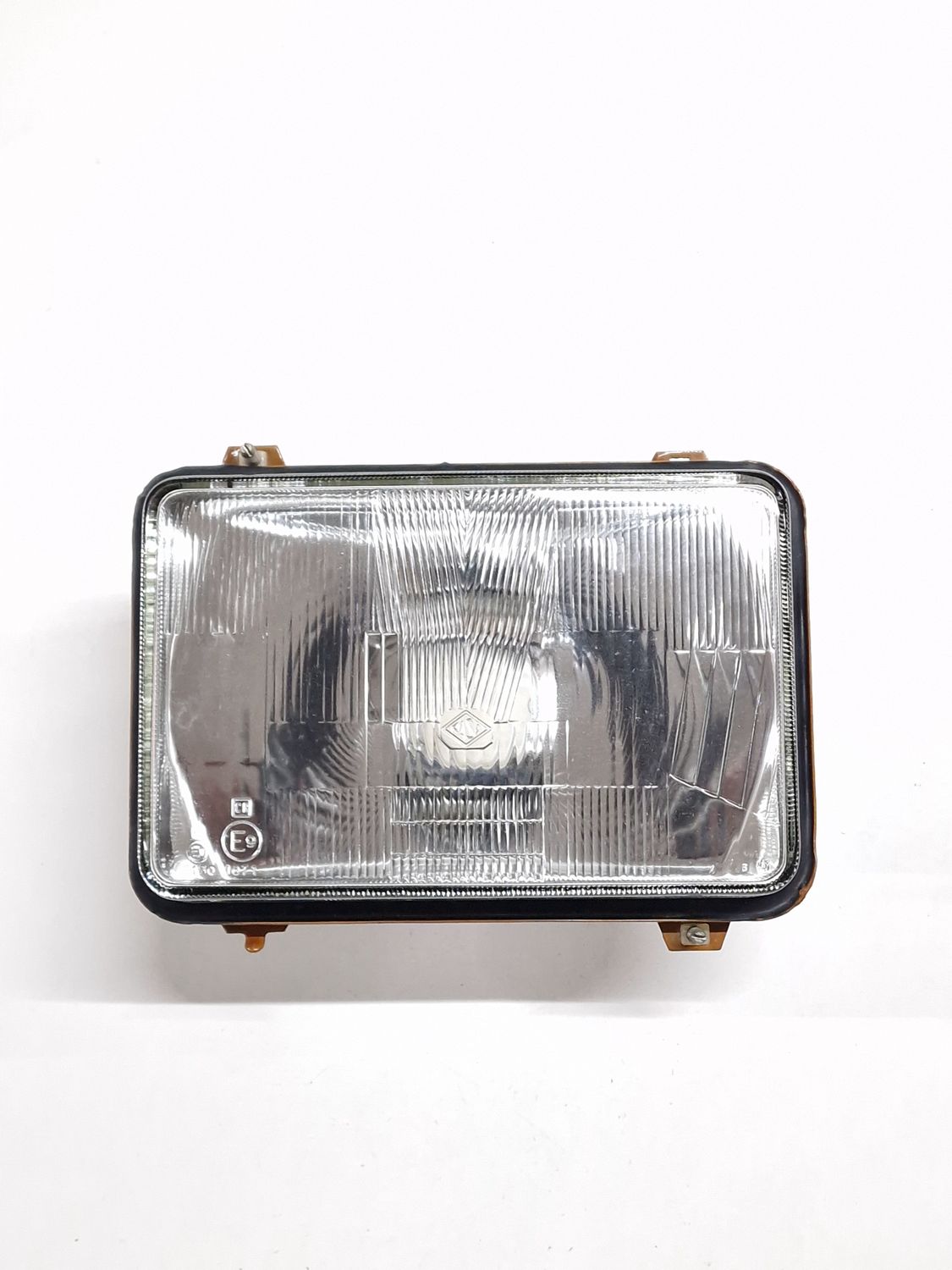 Optica faro delantero SAVA J4. EBRO F197 (Cibie)