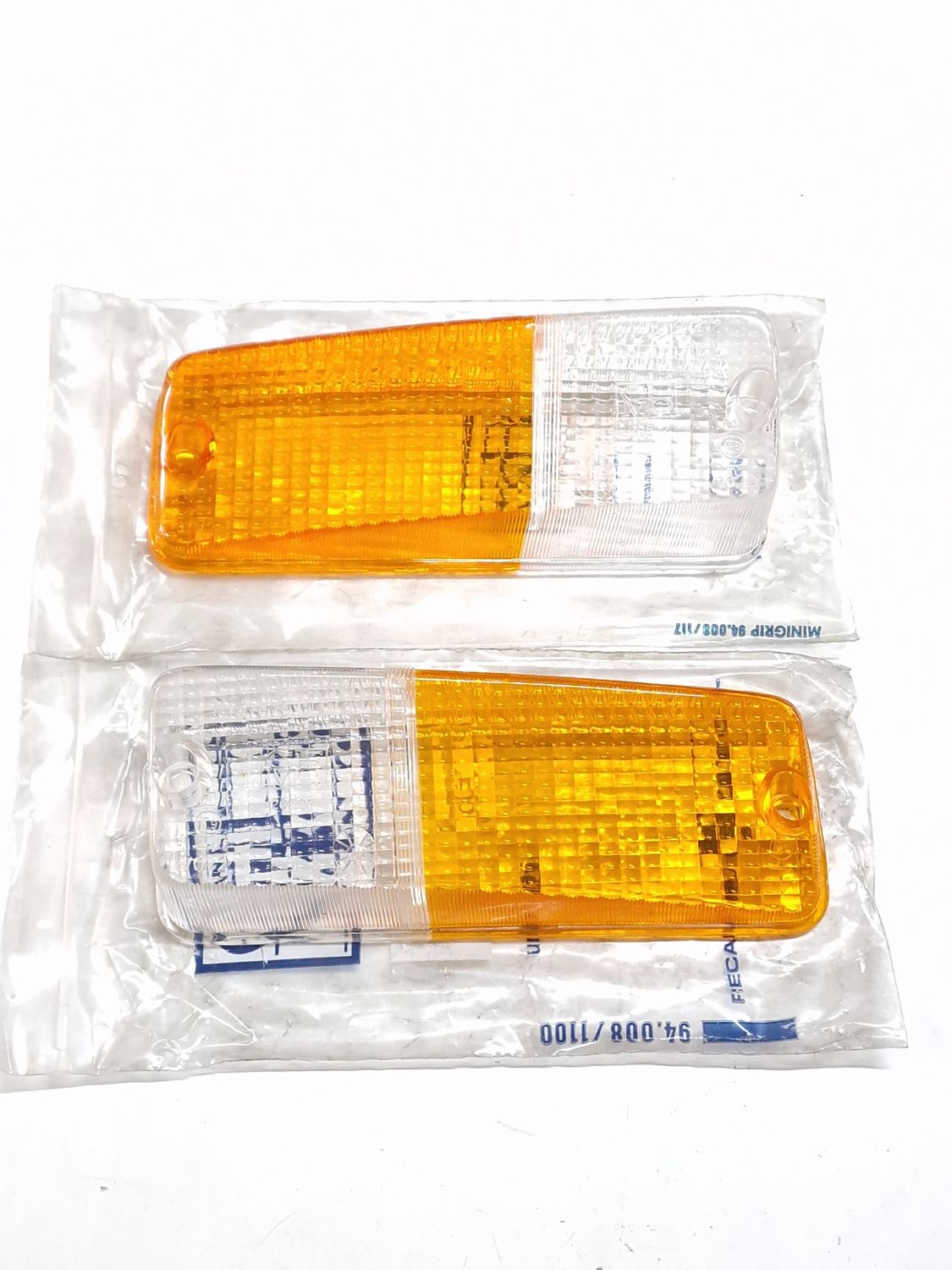 Pareja tulipas bicolor pilotos delantero SEAT 132