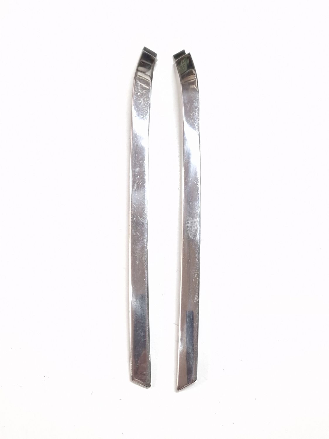 Pareja molduras lateral techo SEAT 124. SEAT 1430