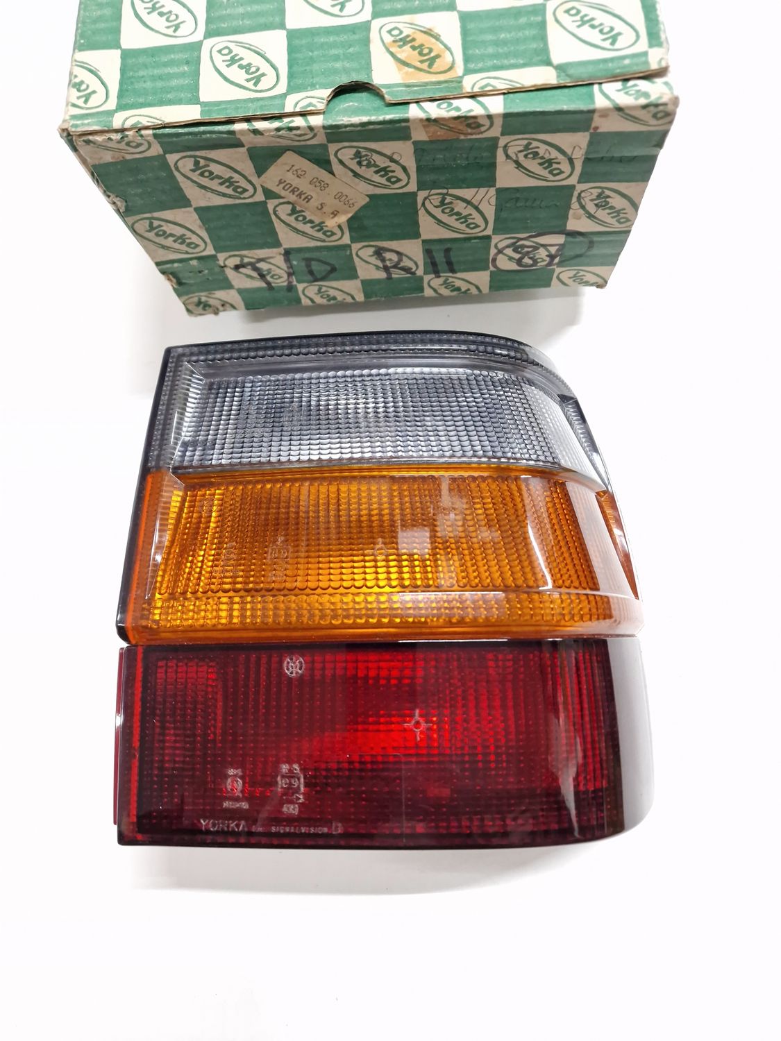 Piloto trasero derecho RENAULT 11 2serie (yorka)