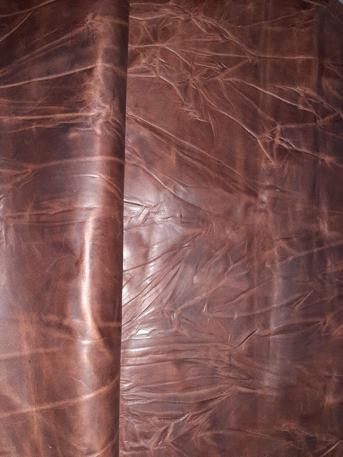 Leather bovine pull up brown