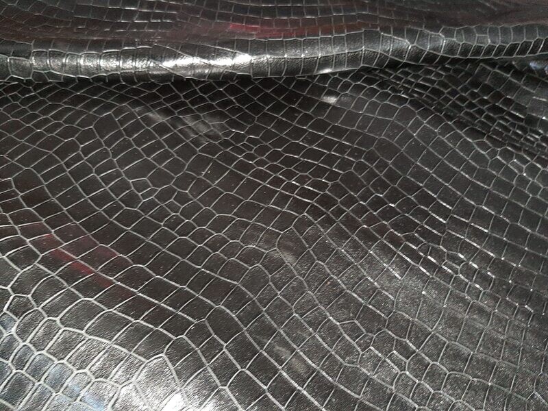 Leather bovine croco type black color