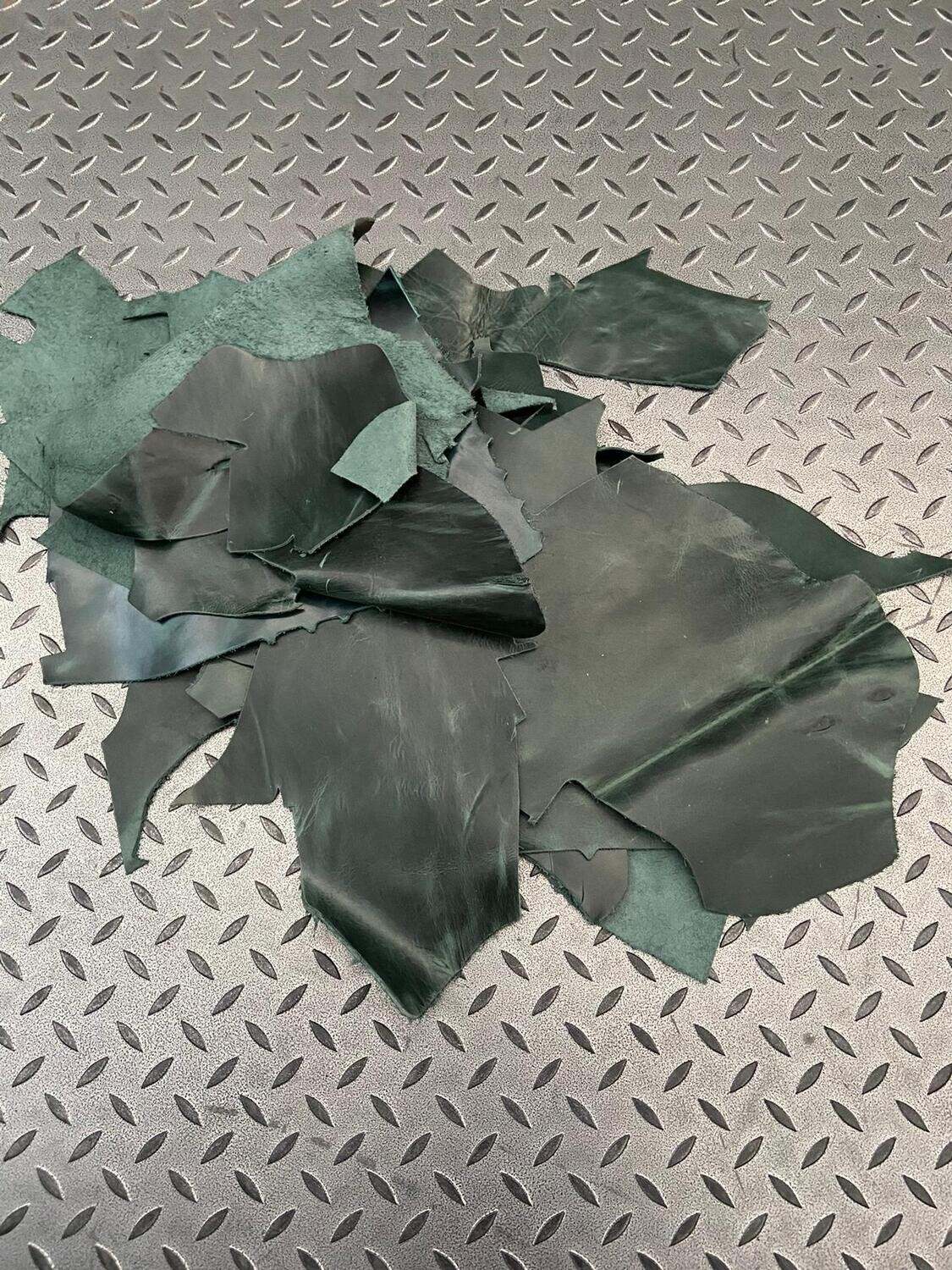 Leather scraps green pull up - pack 1 KG