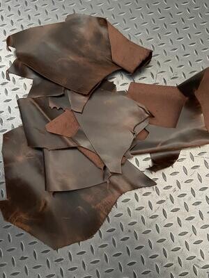 Leather scraps brown pull up - pack 1 KG