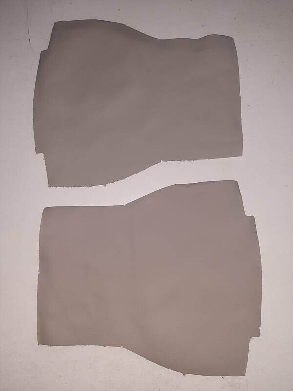 Leather pieces grey color 25 x 16 cm