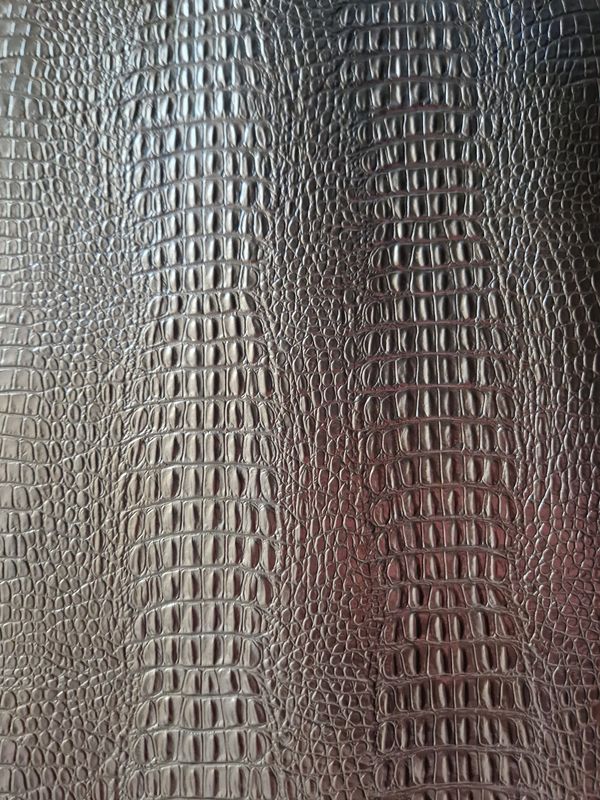 Leather bovine croco type, gold color