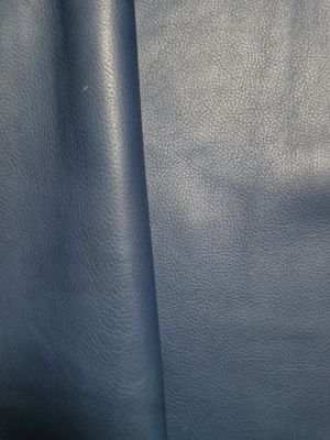 Pele bovino anilina cor azul