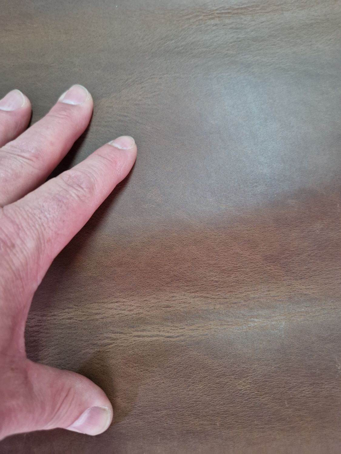 Leather bovine crazy horse thick hazelnut color