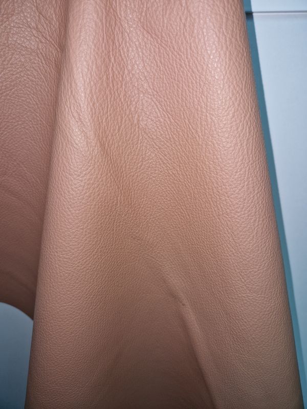 Leather pieces salmon color 70 x 70 cm