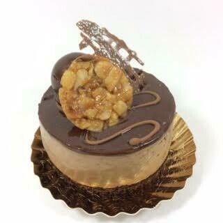 Milk chocolate and florentine mousse,