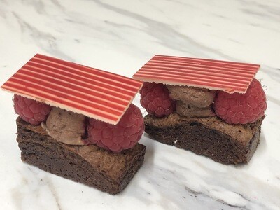 Mini Chocolate And Raspberry Fudge