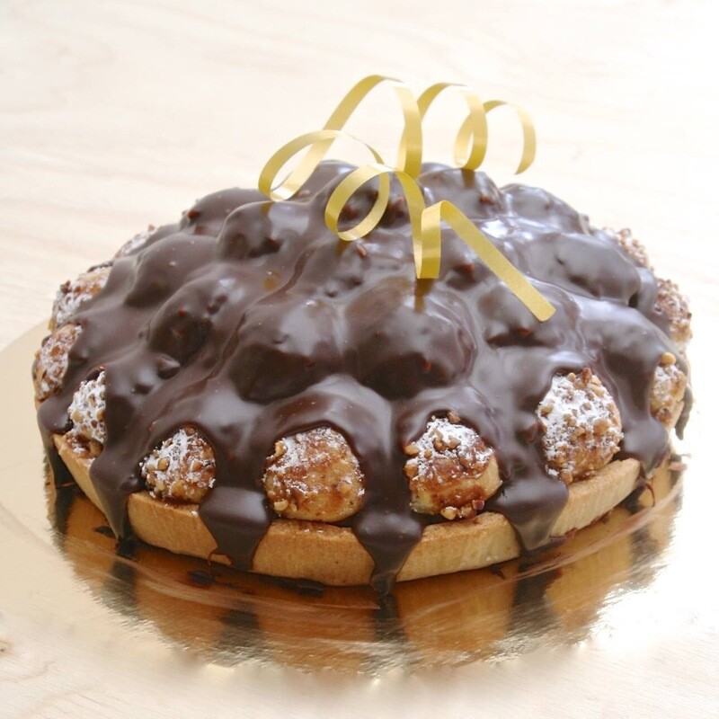 Profiterole Tart 6-8 Portions