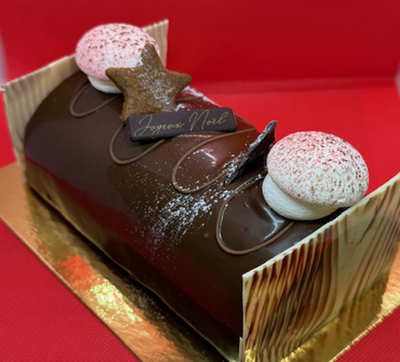 Double chocolate chocolate Christmas log - 6 portions Double chocolate chocolate Christmas log - 6 portions