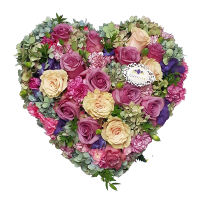 Corazón de rosas rosadas lilas y Claveles - Lilica
