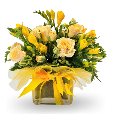 Mini Rosas amarillas Arreglo en florero - Dixy