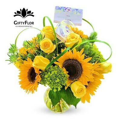 Arreglo con Girasoles y hortensias