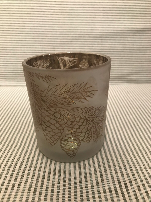 WINDLICHT MIT TANNENZWEIGE