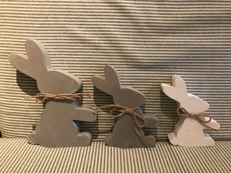 HASE ZUM STELLEN AUS BETON