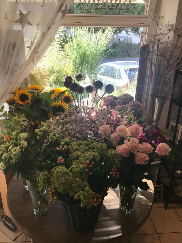 INDIVIDUELLER BLUMENWUNSCH