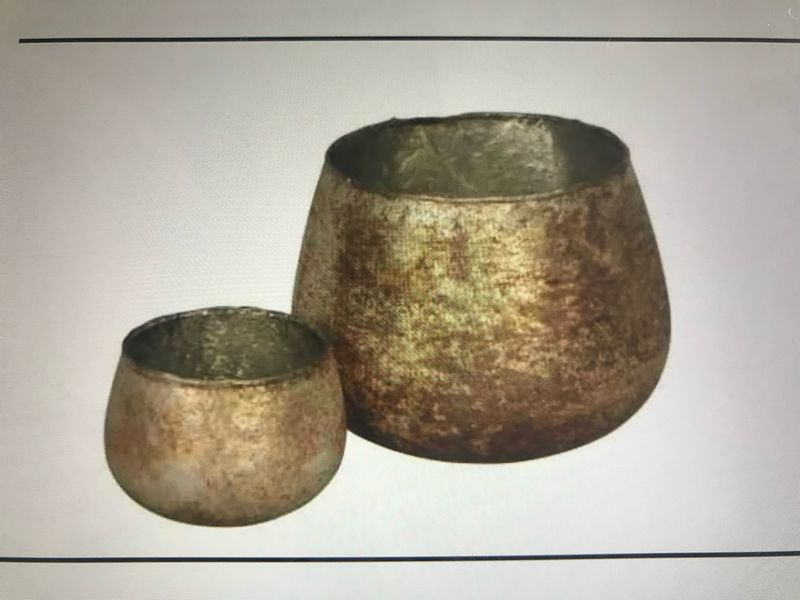 WINDLICHT AUS GLAS IM ANTIKLOOK