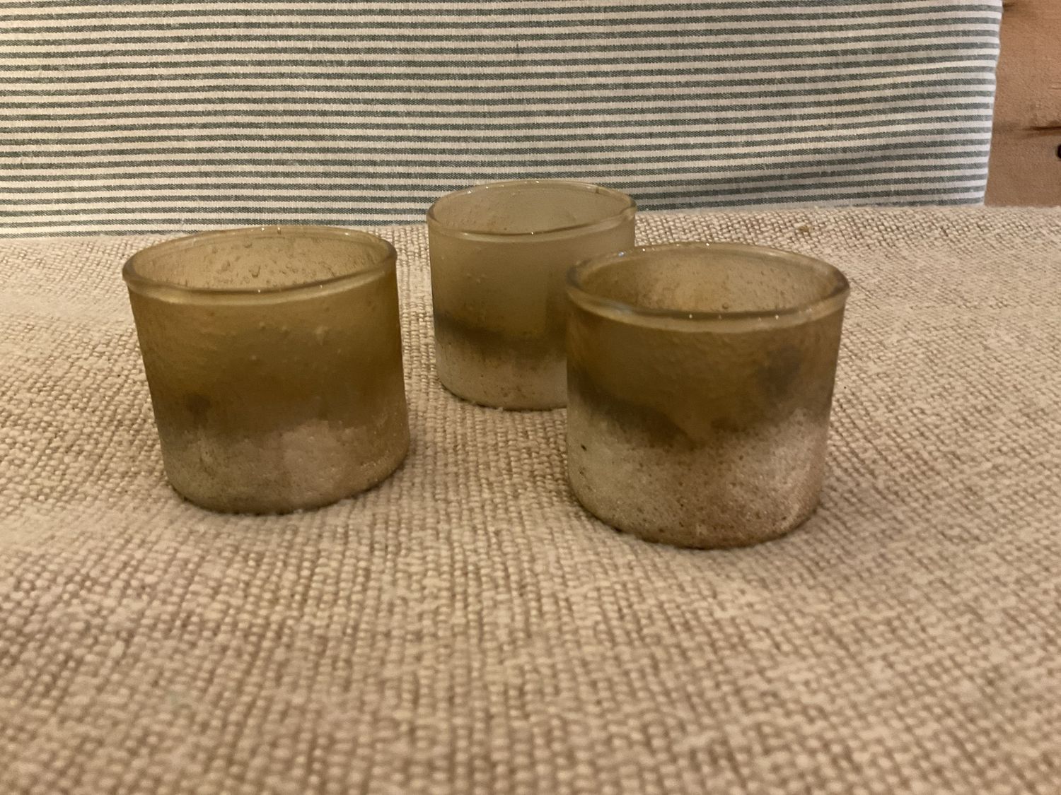 WINDLICHT AUS GLAS IM ANTIKLOOK