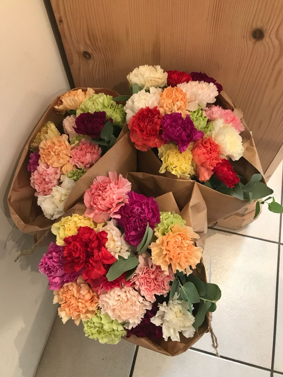 VINTAGE STRÜSSLI WOCHENANGEBOT MIT EDELNELKEN MIX AND MATCH