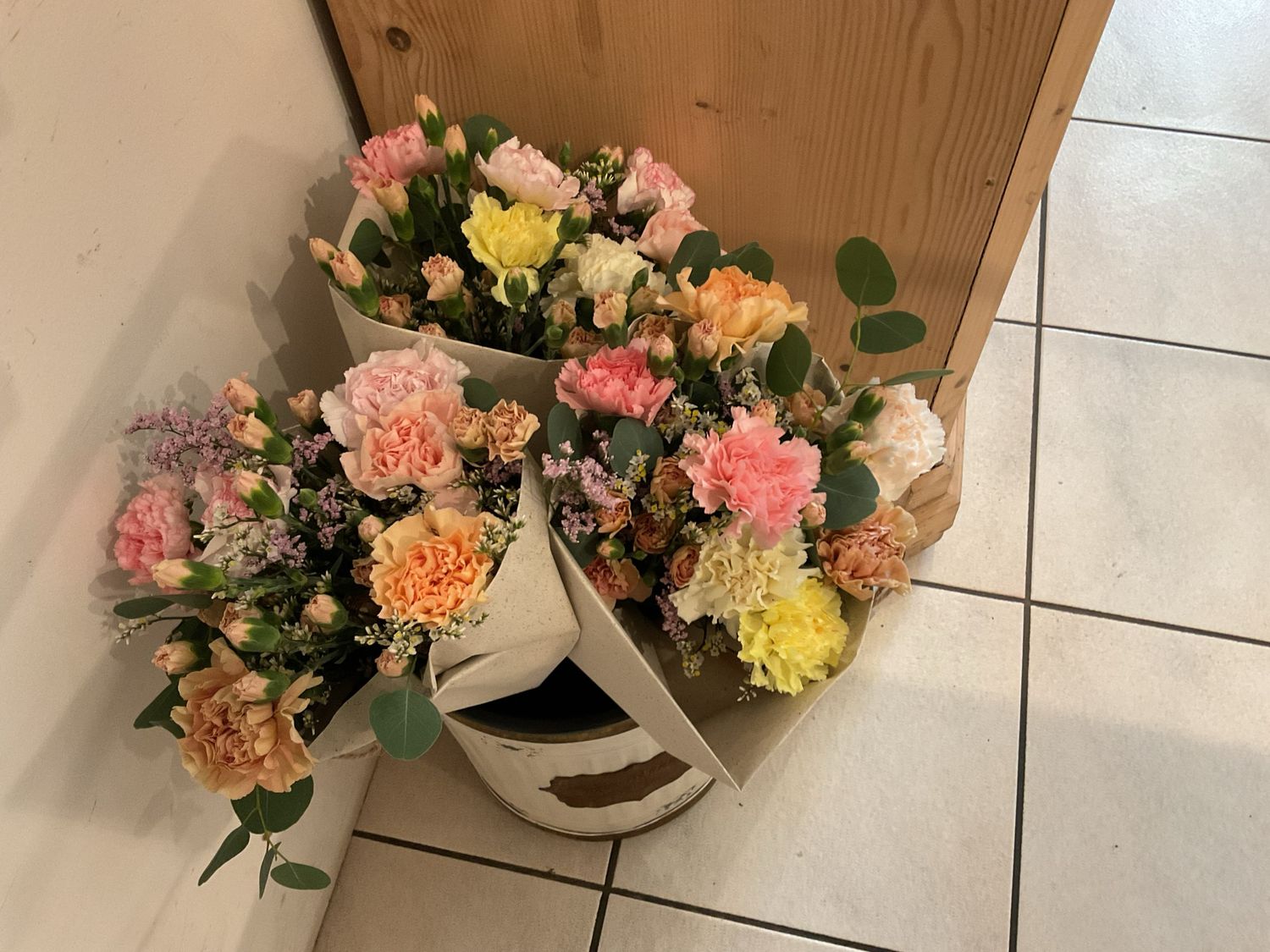 VINTAGE STRÜSSLI WOCHENANGEBOT MIT EDELNELKEN MIX AND MATCH