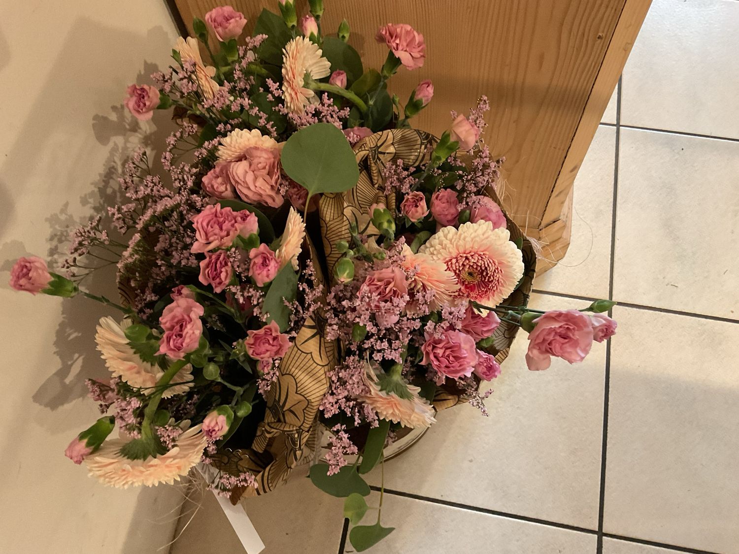 VINTAGE STRÜSSLI WOCHENANGEBOT - GEMISCHTER SOMMERSTRAUSS IN ROSA TÖNEN