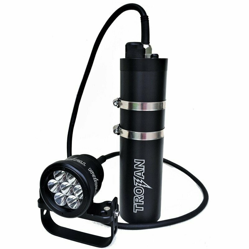 LED TROJAN 30/70 W WITH ACCU 15 AH