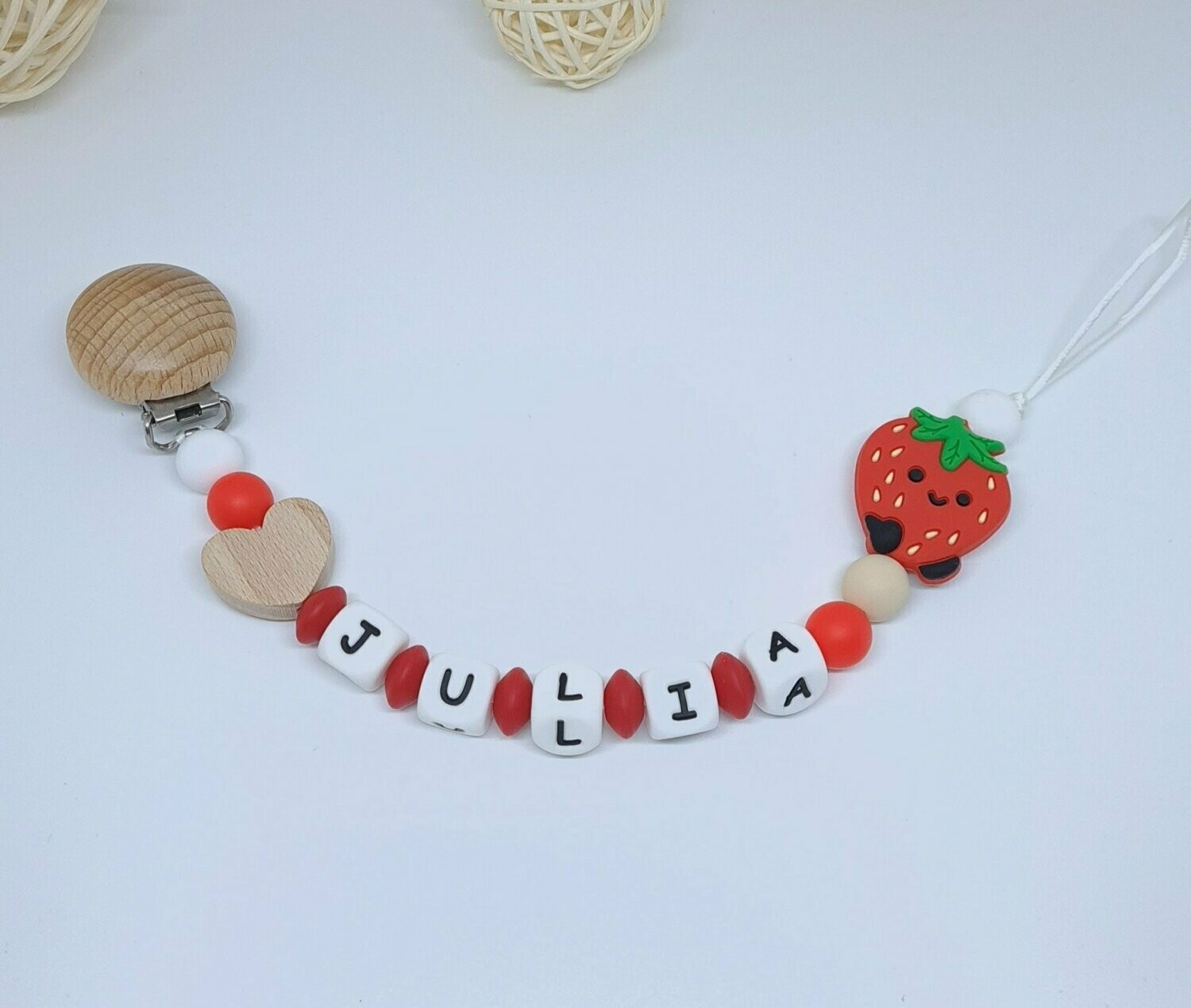 Attache tétine FRAISE