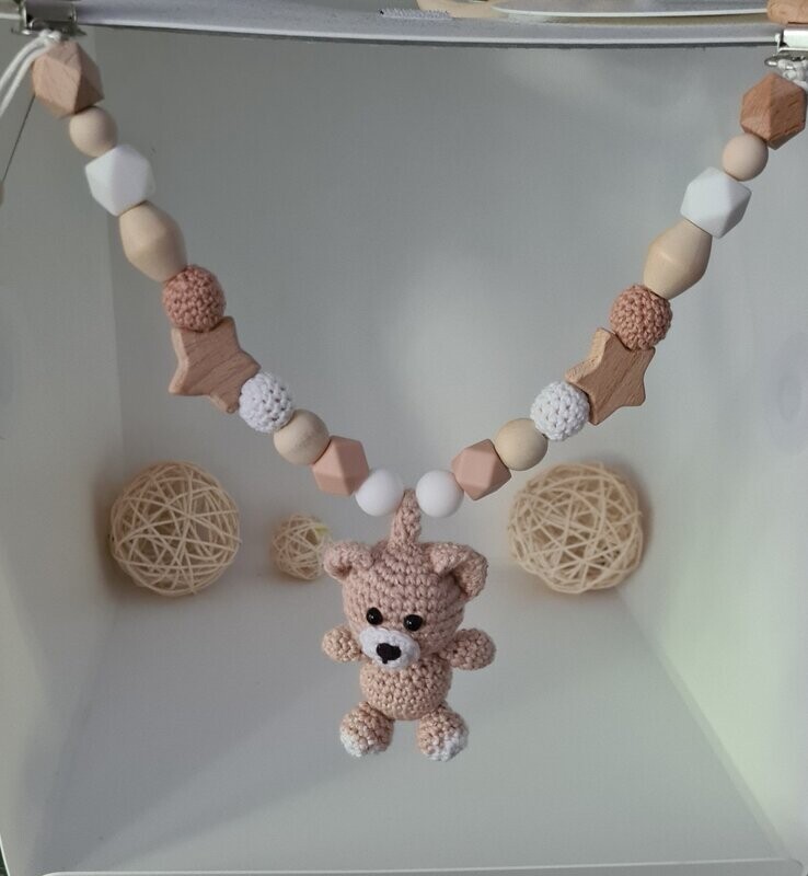 Suspension / mobile pour poussette OURS en crochet