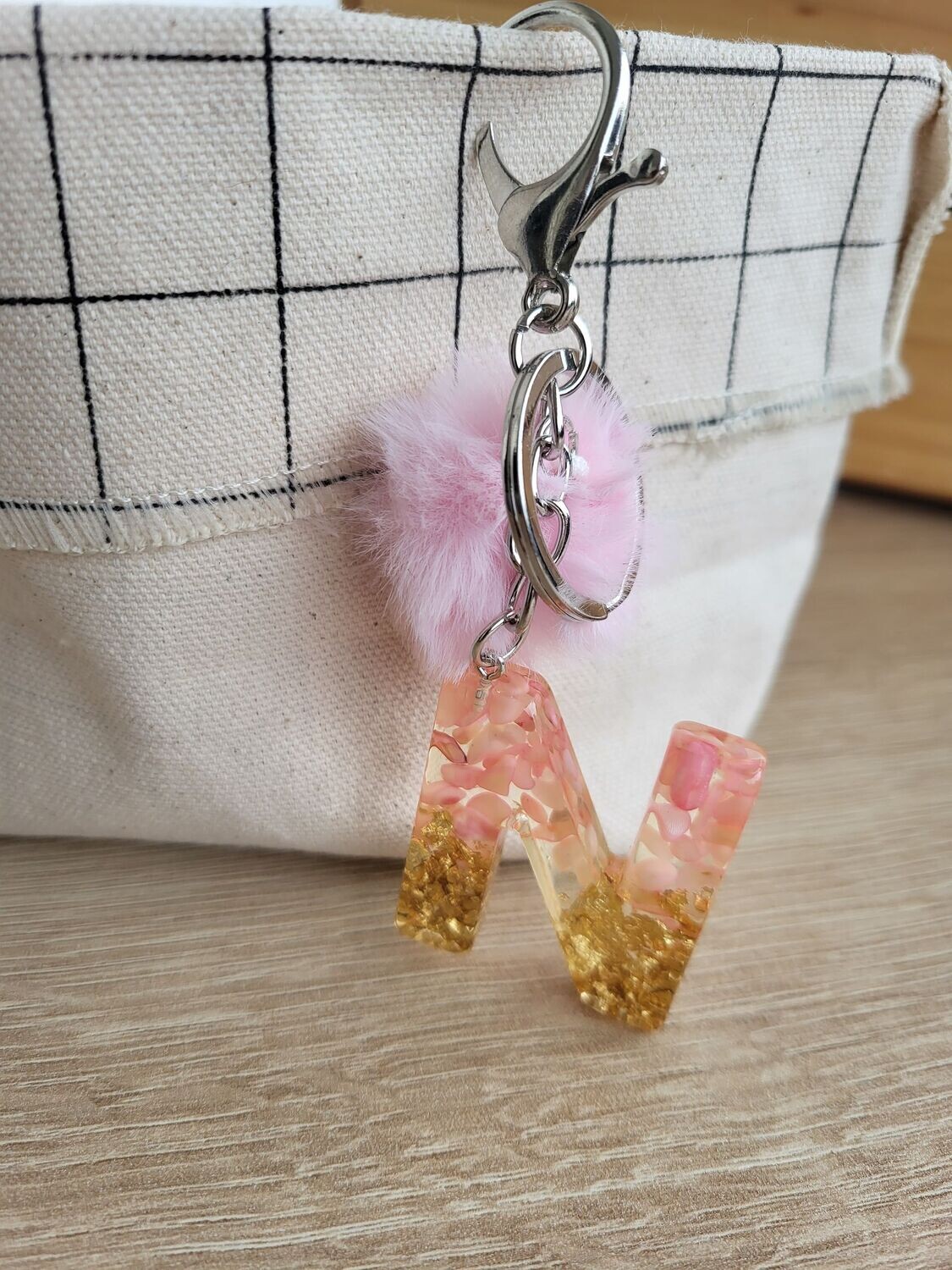 Porte-clés lettre N rose et or
