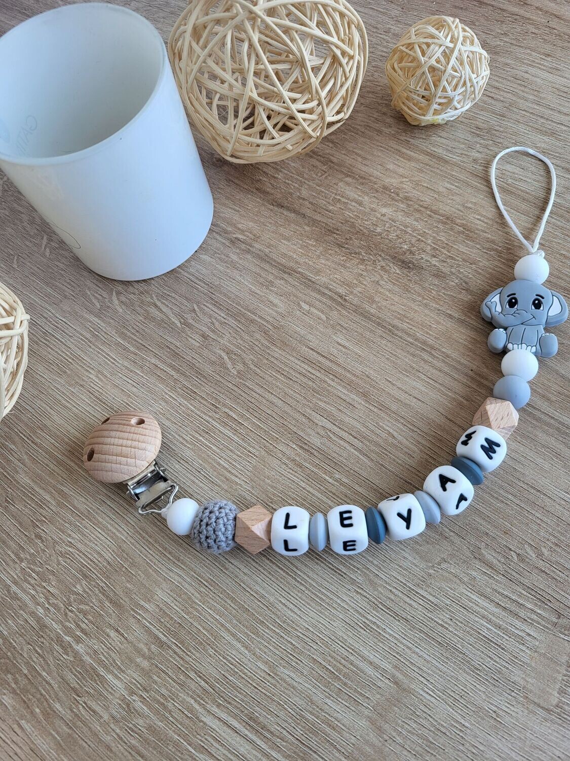 Attache tétine ELEPHANT gris