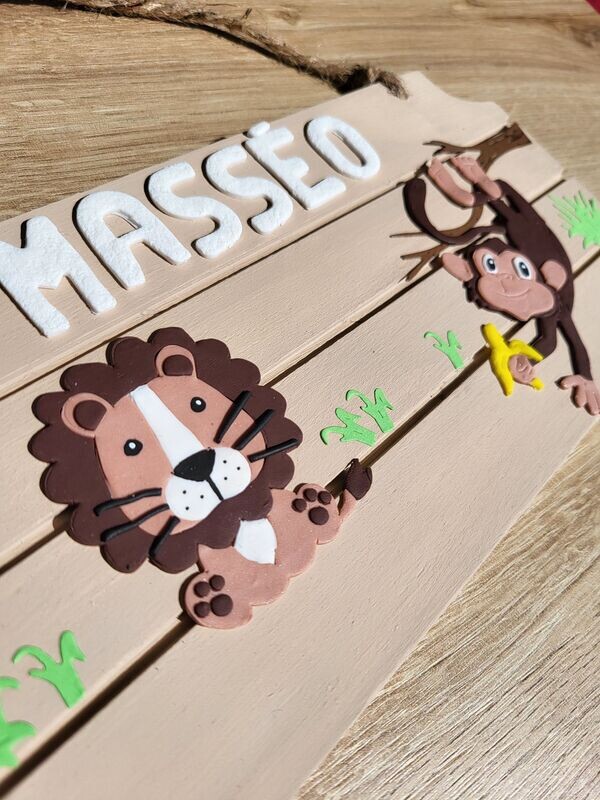 Plaque savane (lion, singe)