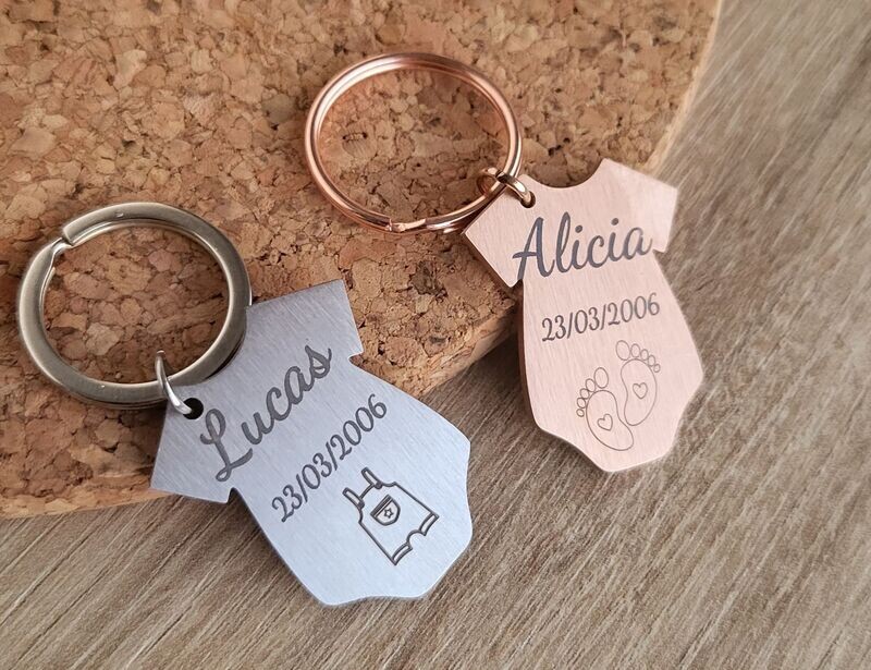 Porte-clés naissance gris acier inoxydable (gris ou rose)