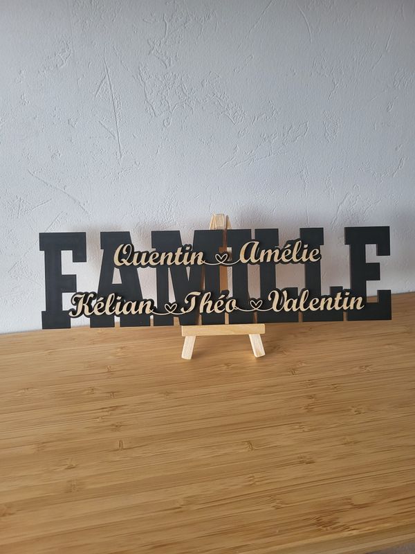 Pancarte FAMILLE + prénoms 30 CM