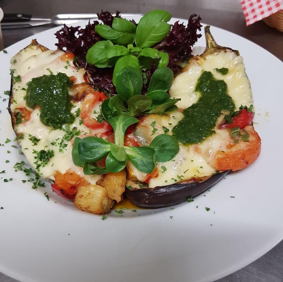 Gefüllte Aubergine (vegetarisch)