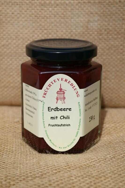 Fruchtaufstrich Erdbeere mit Chili 230 g Fruchtaufstrich Erdbeere mit Chili 230 g