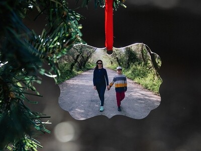 Double Sided Photo Ornament Benelux Style Horizontal Double Sided Photo Ornament Benelux Style Horizontal