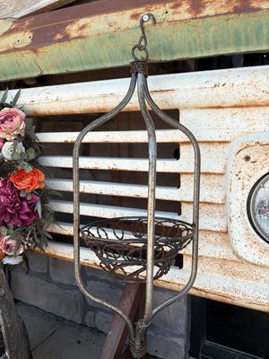 Single Nest Hanging Planter