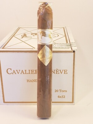 Cavalier Geneve White Series Toro 6 x 52 Single Cigar