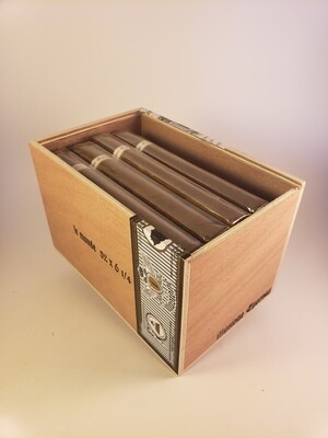Illusione Epernay L'Alpiniste Box Pressed Torpedo 6 3/4 x 56 Single Cigar