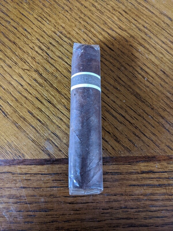 Roma Craft Aquitaine Ecuador Habano Ligero Mandible 4 1/2 x 60 Petit Gordo Single Cigar Roma Craft Aquitaine Ecuador Habano Ligero Mandible 4 1/2 x 60 Petit Gordo Single Cigar