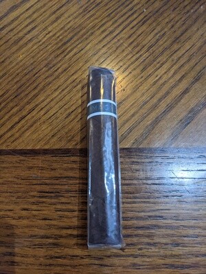 Roma Craft Cromagnon Connecticut Broadleaf Maduro EMH 5 x 56 Robusto Extra Single Cigar