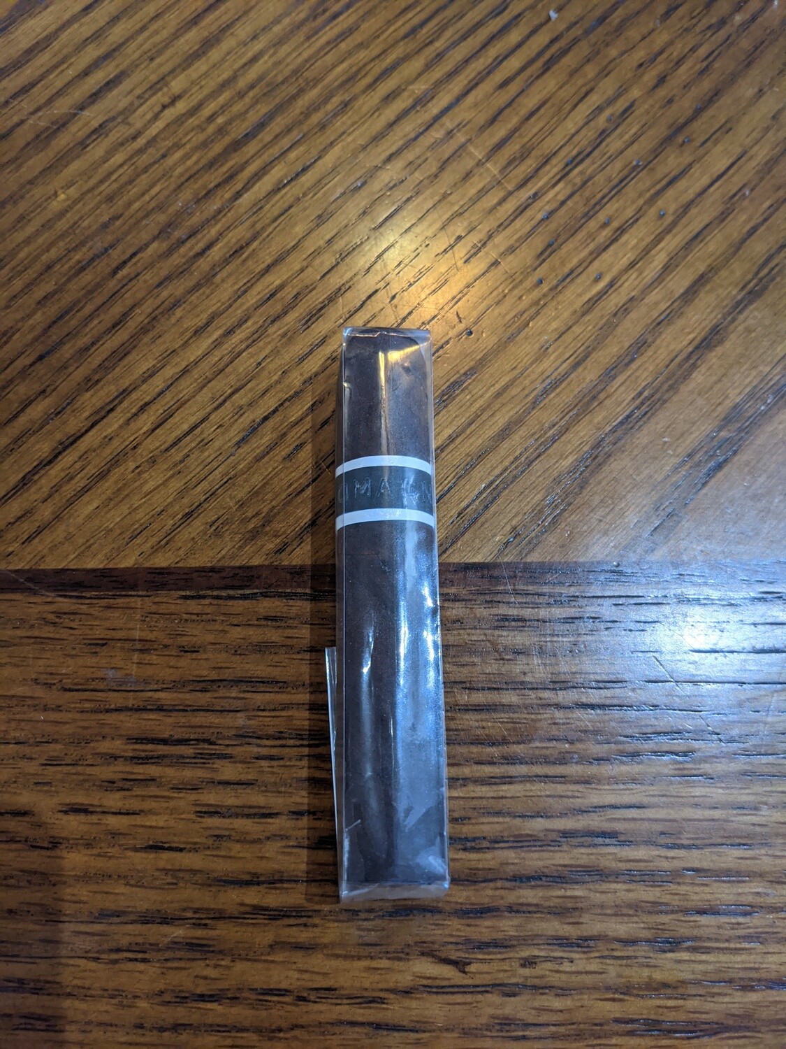 Roma Craft Cromagnon Connecticut Broadleaf Maduro Pestera Muierilor 4 x 46 Petit Corona Single Cigar