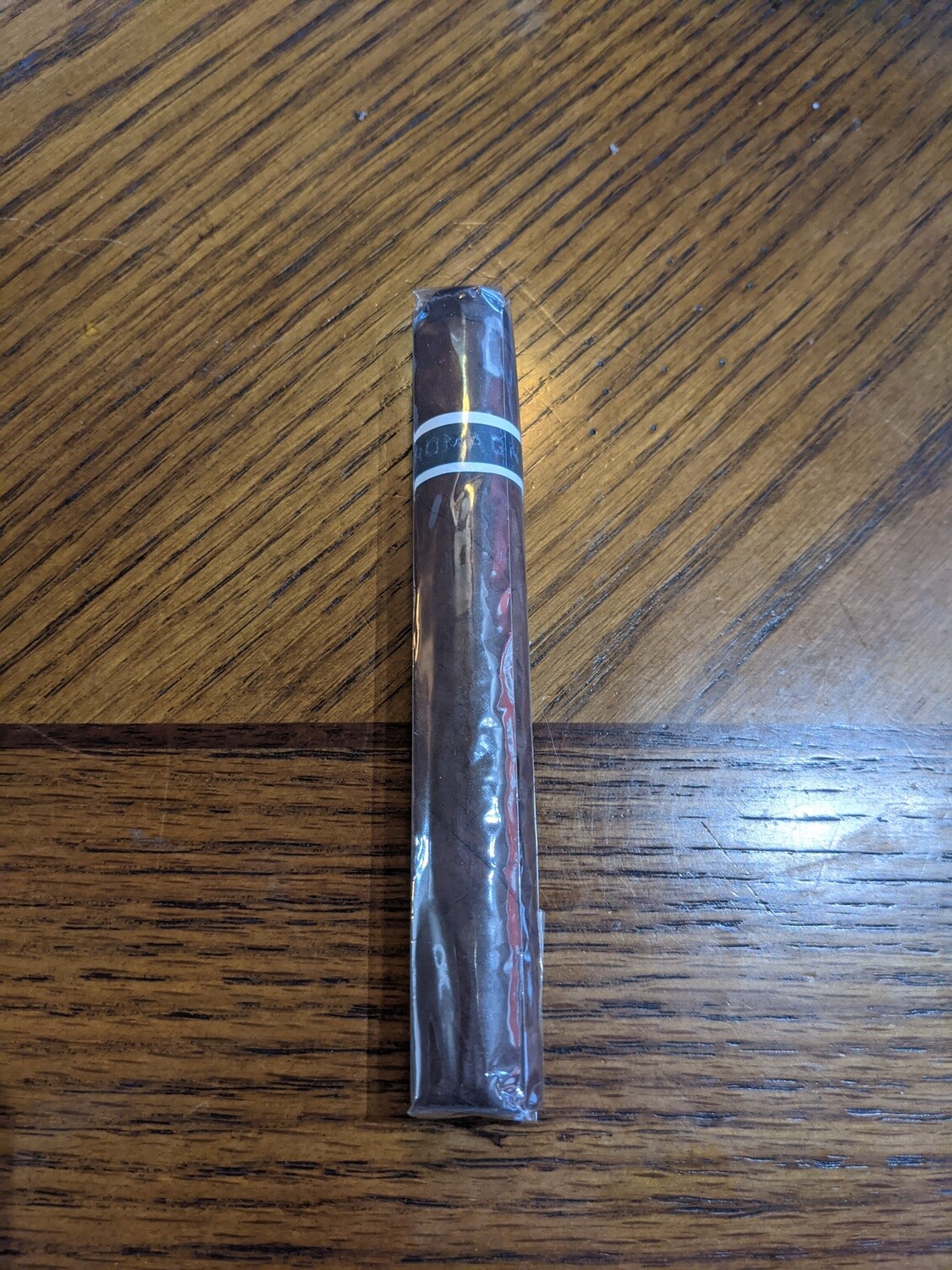 Roma Craft Cromagnon Connecticut Broadleaf Maduro Cranium 6 x 54 Gran Toro Single Cigar
